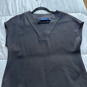 Elegant Black V-Neck Top